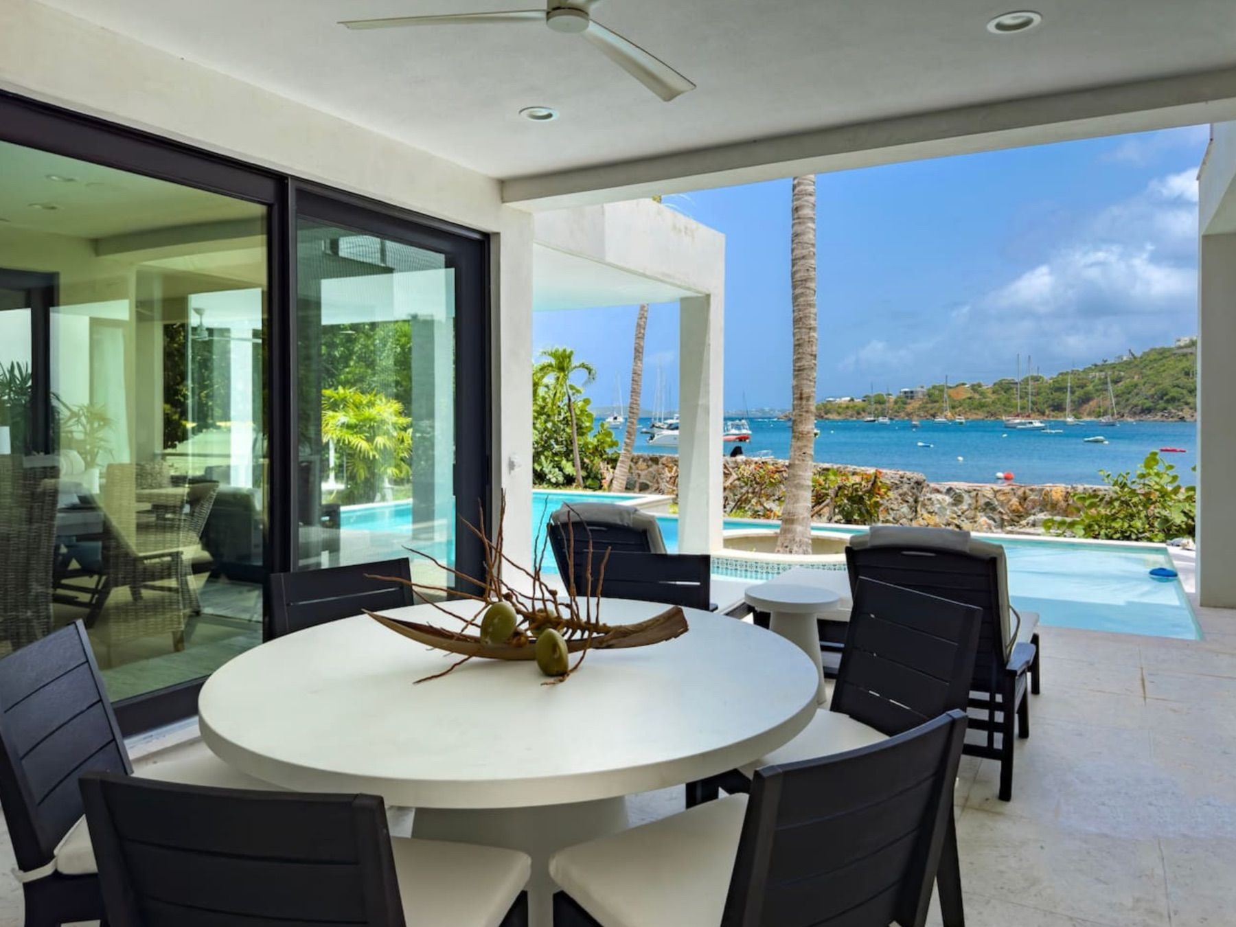 Sol Mate villa photo.